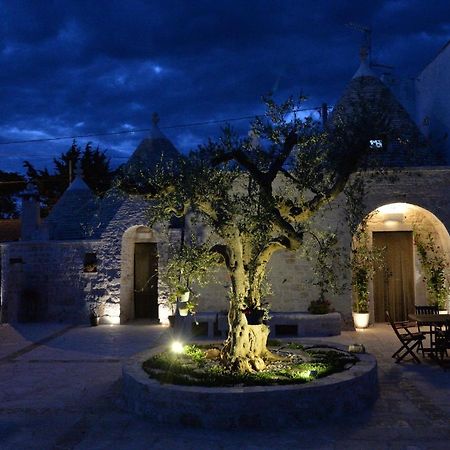 Truly Trulli Villa Alberobello Exterior photo