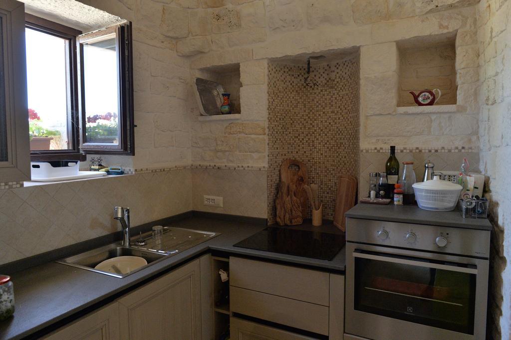 Truly Trulli Villa Alberobello Exterior photo